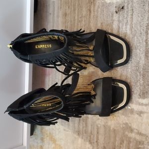 Express Heels